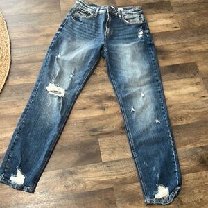 Kancan high rise relaxed fit distressed jeans. Size 27.